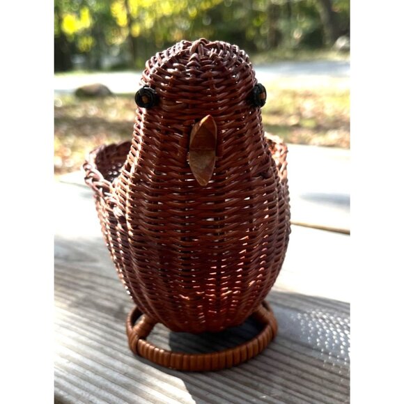 Vintage Avon Woven Wicker Hen Basket With Wooden Beak - Picture 2 of 11